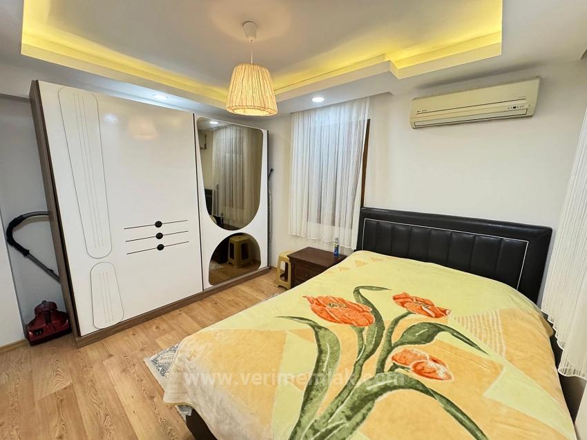 Gümüldür De Denize 50Mt Eşyalı Geneş Bahçeli Satılık 5+1 Villa