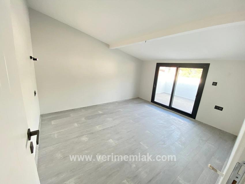 Menderes Özdere Orta Mah. Satılık 3+1 Villa - 165 m²