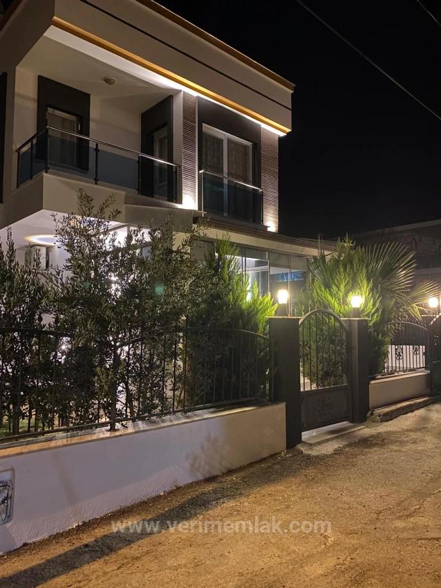 Doğanbey De Fiyatı Düştü Kapalı Garaj Bağımsız Satılık Villa