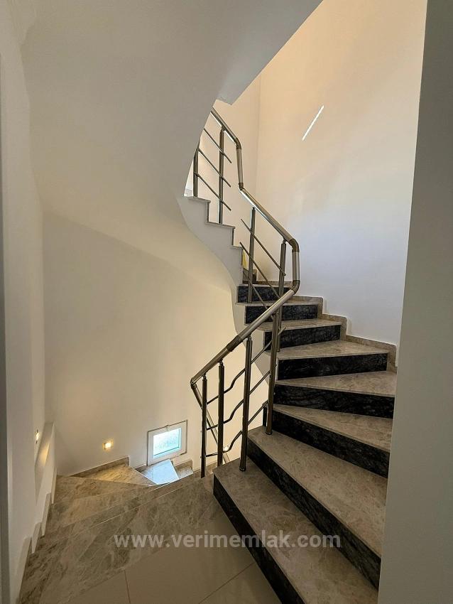 Doğanbey De Fiyatı Düştü Kapalı Garaj Bağımsız Satılık Villa