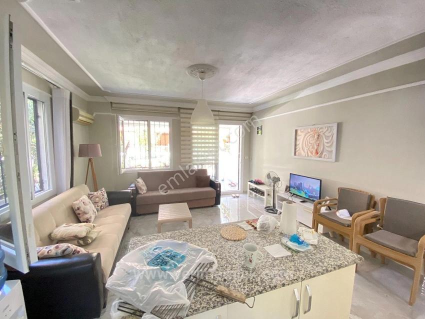 Seferihisar Doğanbey De Denize 300Mt Ferah Satılık 3+1 Villa