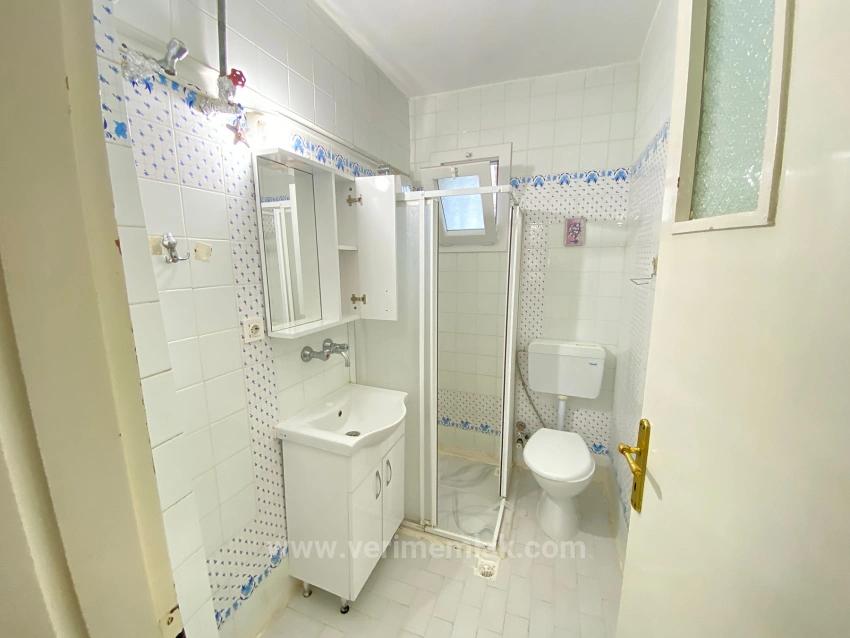 Ürkmez De Denize Sıfır Kiralık 3+1 Kapalı Balkon Daire