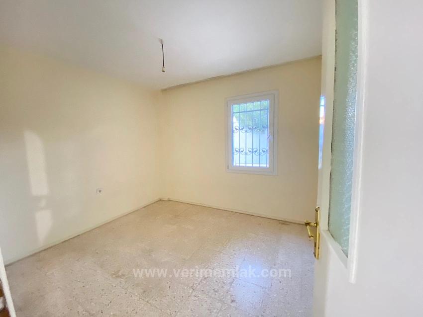 Ürkmez De Denize Sıfır Kiralık 3+1 Kapalı Balkon Daire