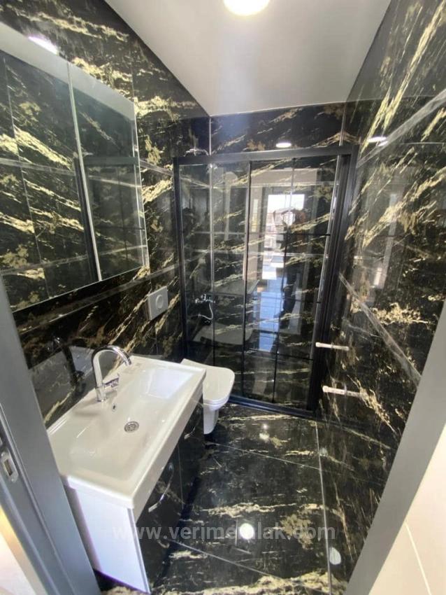 Gümüldür De Denize 50M2 Havuzlu Bahçeli Satılık Yazlık Villa