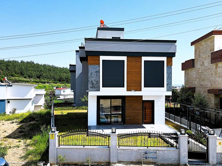 ​Seferihisar’da Modern Mimari: 3+1 Alttan Isıtmalı, Müstakil Bahçeli Keyif Villa