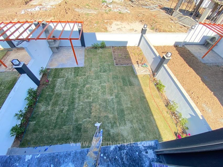 Doğanbey De Denize 500 Metre Yerden Isıtma Satılık 2+1 Villa