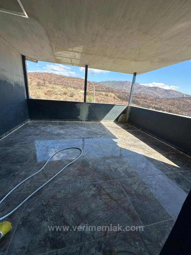 Seferihisar Payamlı Mh.kat Kaloriferi Kat Mülkiyetli Satılık 3+1 Villa