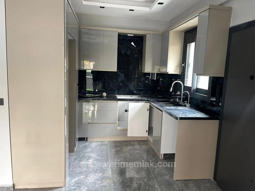 Özderede Denize 30Mt Geniş Bahçeli Ultra Lüx Villa