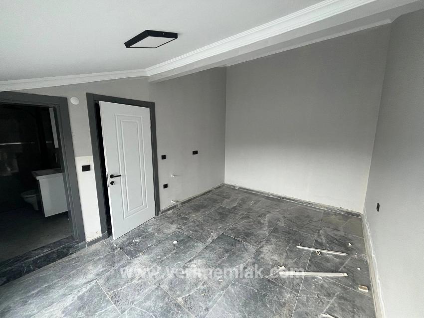 Menderes Özdere Orta Mah. Satılık 3+1 Villa - 220 m²