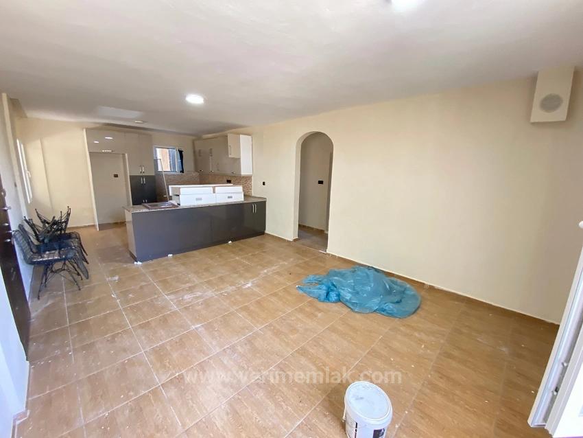 İzmir Ürkmez De Zemin Kat Denize 100M Kiralık 2+1 Daire