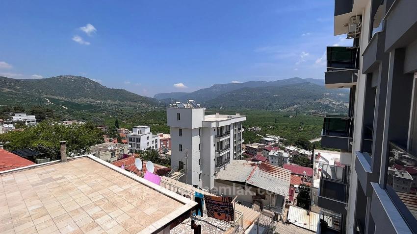 Gümüldür De, Çift Balkonlu 2+1 75 M2 Satılık Ara Kat Daire