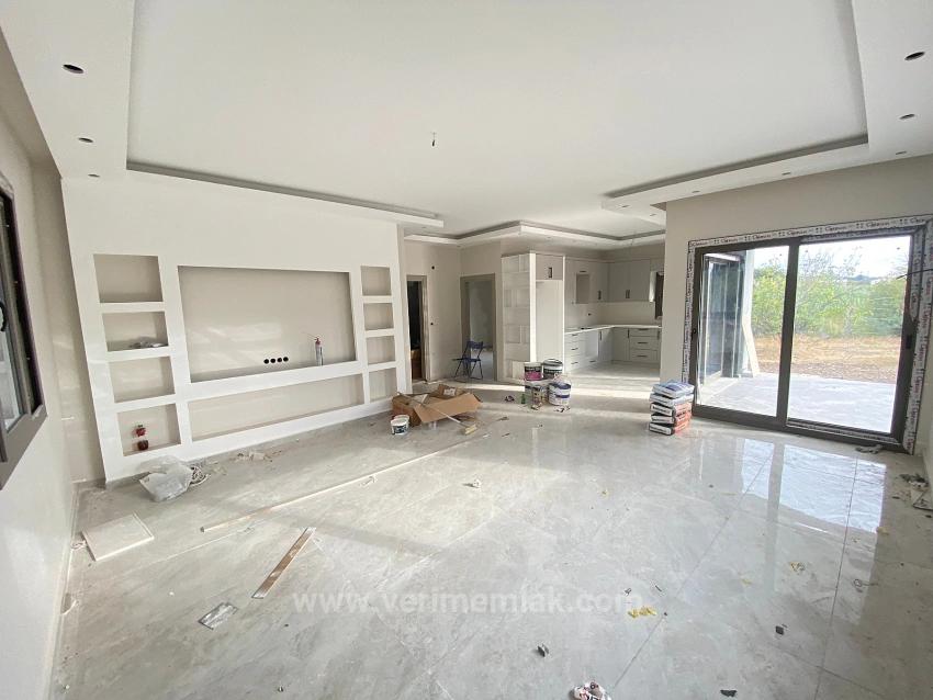 Kavakderede 250M2 Arsa İçersinde Müstakil 2+1 Satılık Ev