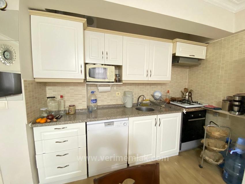 Seferihisar Ürkmez Merkez'de Plaja 200M Masrafsız 2+1 Satılık Daire