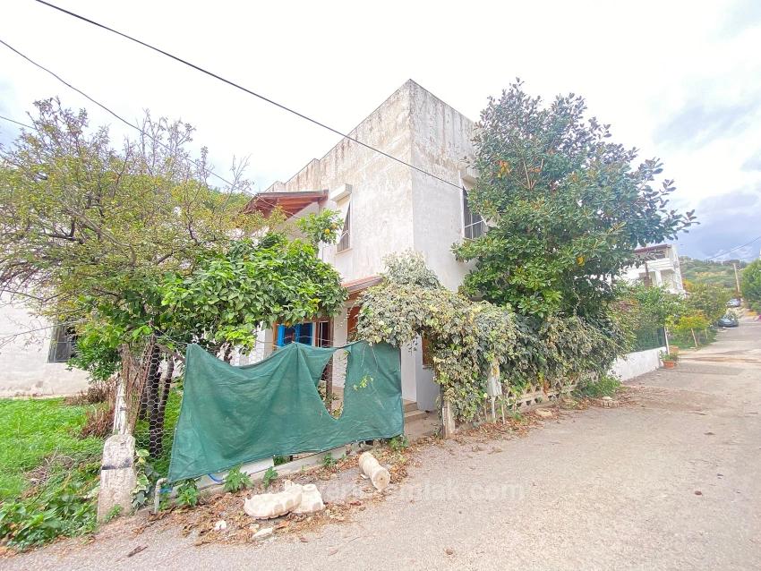 Ürkmez De Deniz Tarafında Mustakil Bahçeli Kiralık 3+1 Yazlık