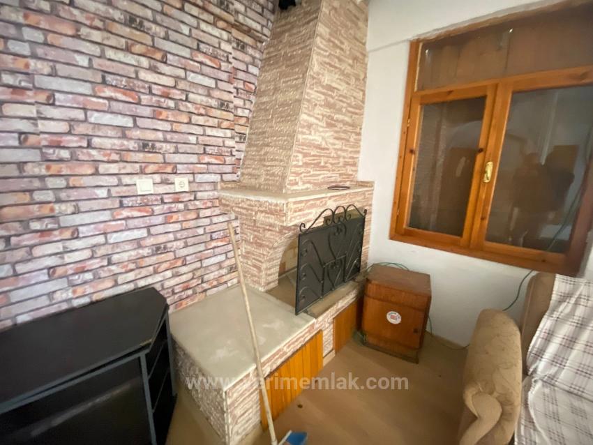 Ürkmez De Deniz Tarafında Mustakil Bahçeli Kiralık 3+1 Yazlık