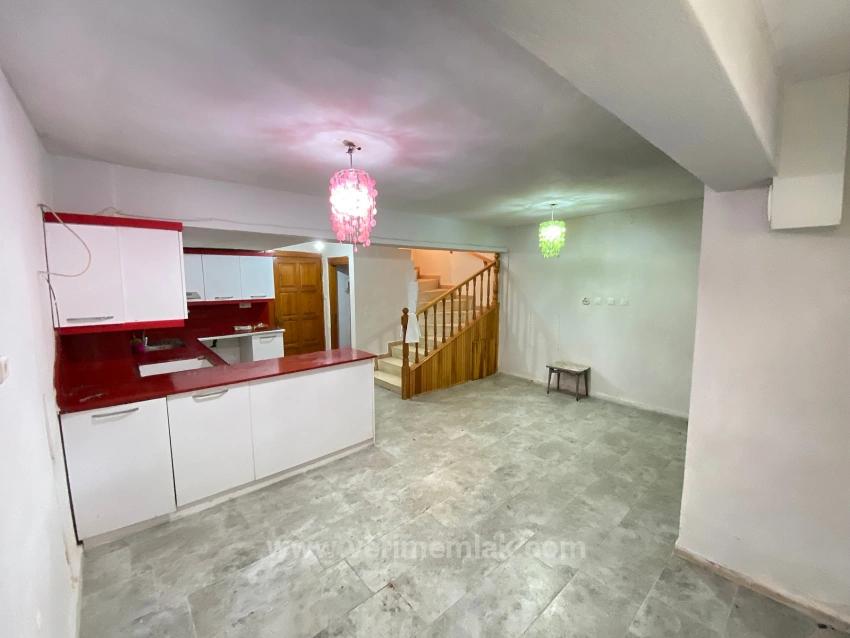Doğanbey De Site İçerisinde Sosyal Tesisli Müstakil Satılık 4+1 Villa