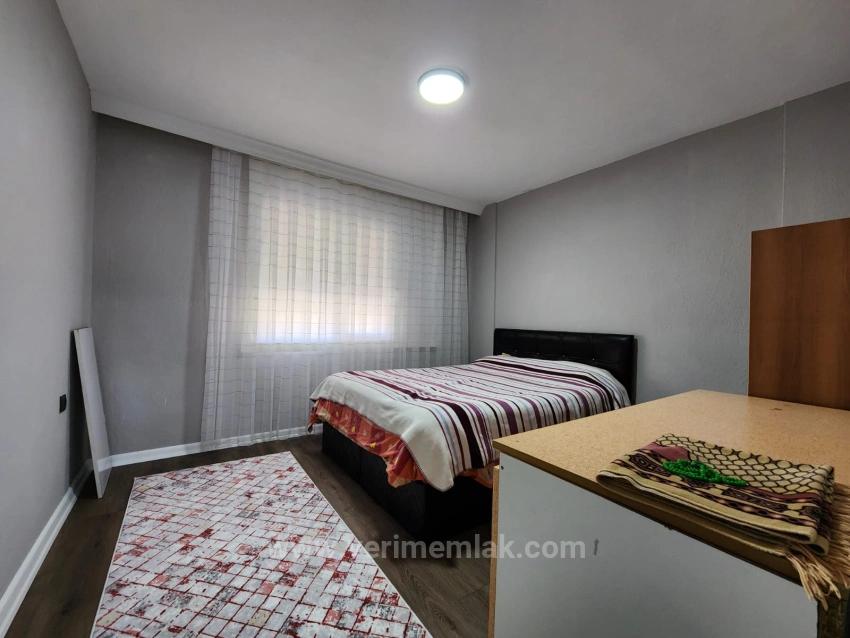 Ürkmez De Şehir Merkezinde Asansör Ara Kat Satılık 3+1 Daire