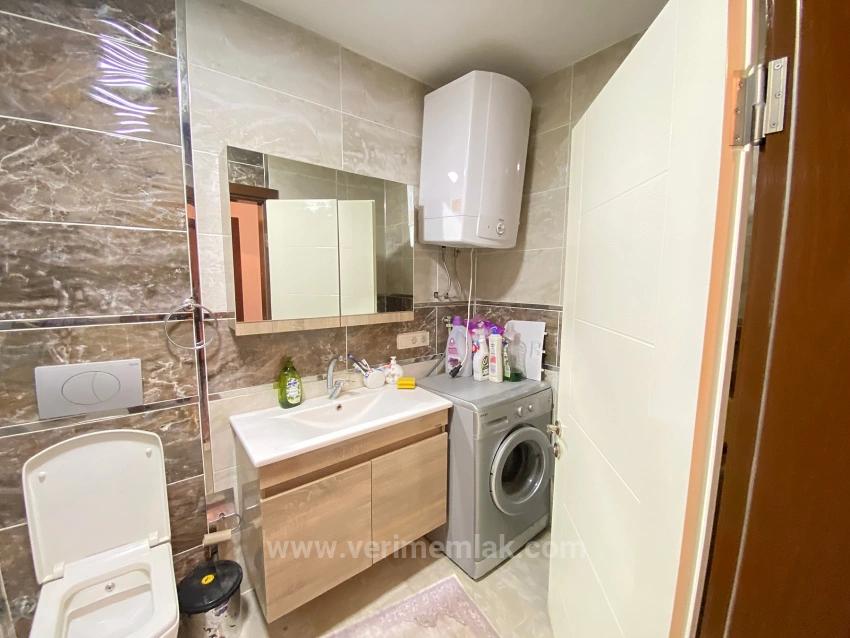 Ürkmez Merkezde Denize 350 Metre Satılık 2+1 Daire