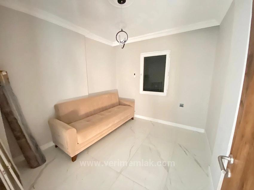 Seferihisar Doğanbey Cumhuriyet Mah. Satılık 4+1 Villa - 307 m²