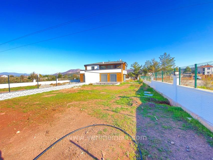 Seferihisar Kavakderede 550M² Arsa,Ultra Lüks Havuzlu 3+2 Villa