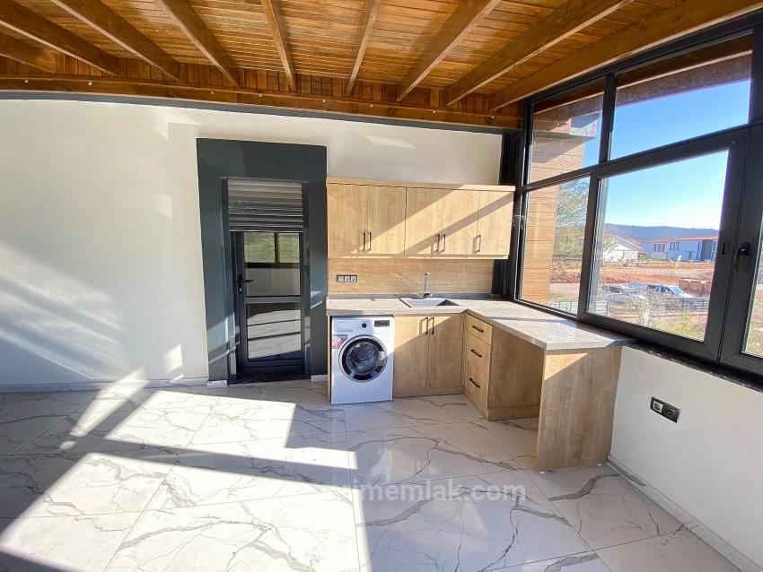 Seferihisar Kavakderede 550M² Arsa,Ultra Lüks Havuzlu 3+2 Villa