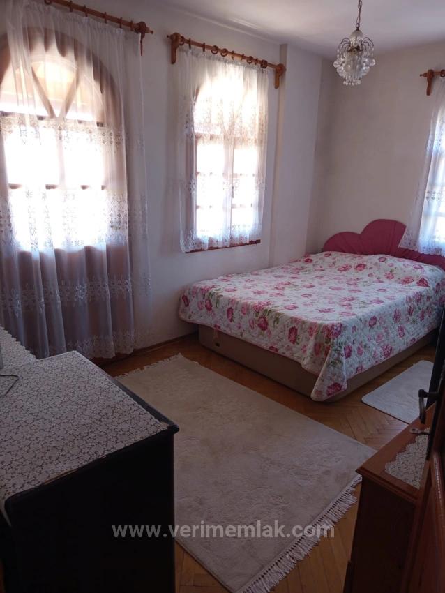 Doğanbey De Denize Sıfır Siteiçersinde Yüzme Havuzu Satılık 3+1 Villa