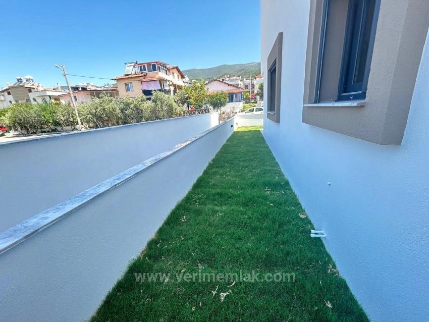 Özderede Çerşı Merkezinde Ön Cephe Oturuma Hazır Satılık 3+1 Villa!!