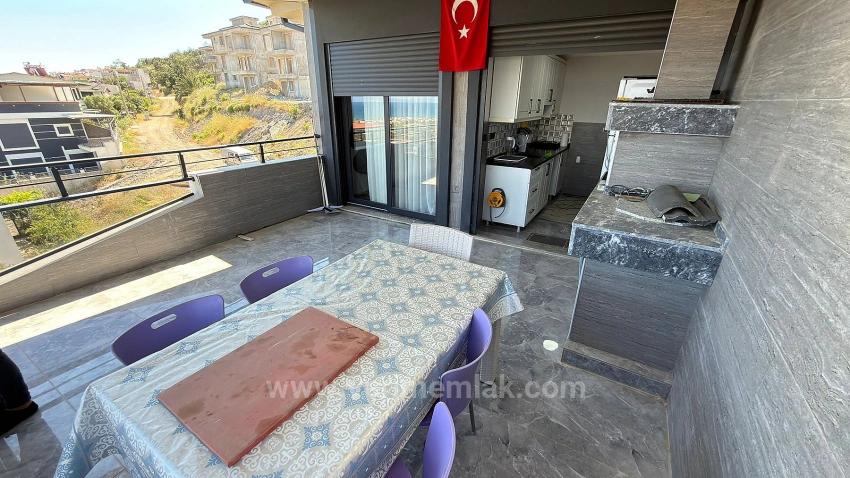 Seferihisar Atatürk Mah. Deniz Manzaralı, Modern Tasarımlı Satılık 4+1 Villa