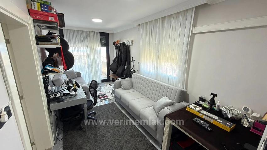 Seferihisar Atatürk Mah. Deniz Manzaralı, Modern Tasarımlı Satılık 4+1 Villa