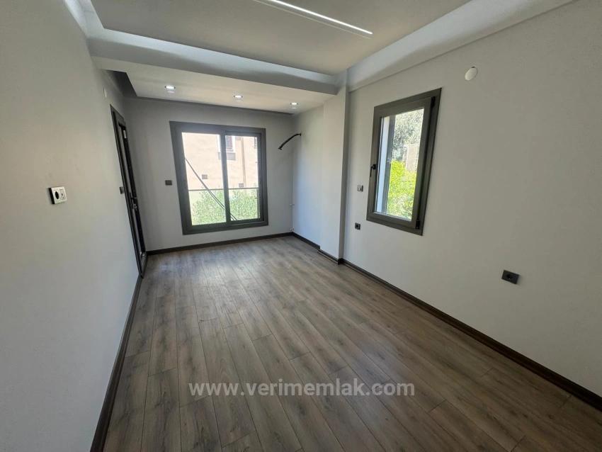 Özdere'de Denize 100 M² Ultra Lüxs Satılık 3+1 Villa