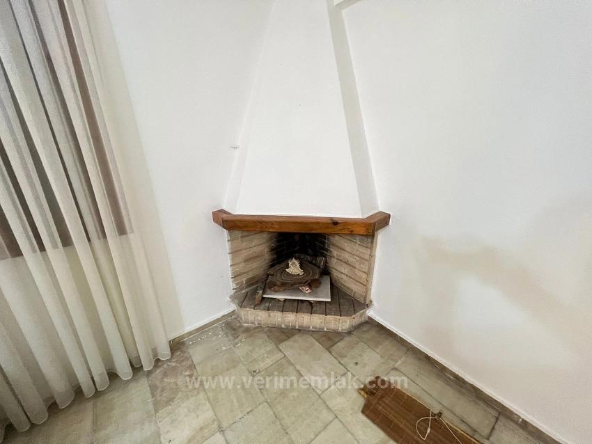 Ürkmrz De Deniz Tarafında Site İçinde Satılık 3+1 Villa