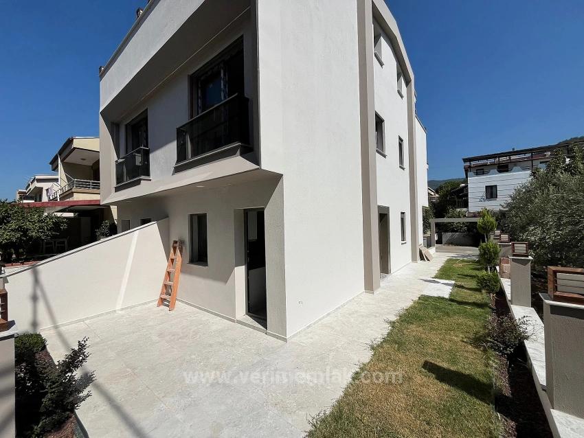 Özdere Çukuraltı Merkezi Konum Otoparklı Satılık 3+1 Yazlık