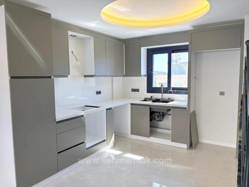 Özdere Ortamahalle'de Satılık Geniş Bahçeli Lüks 3+1 Villa