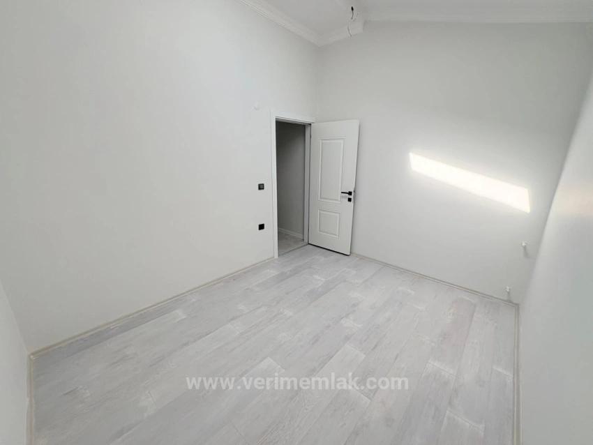 Özdere Ortamahalle'de Satılık Geniş Bahçeli Lüks 3+1 Villa