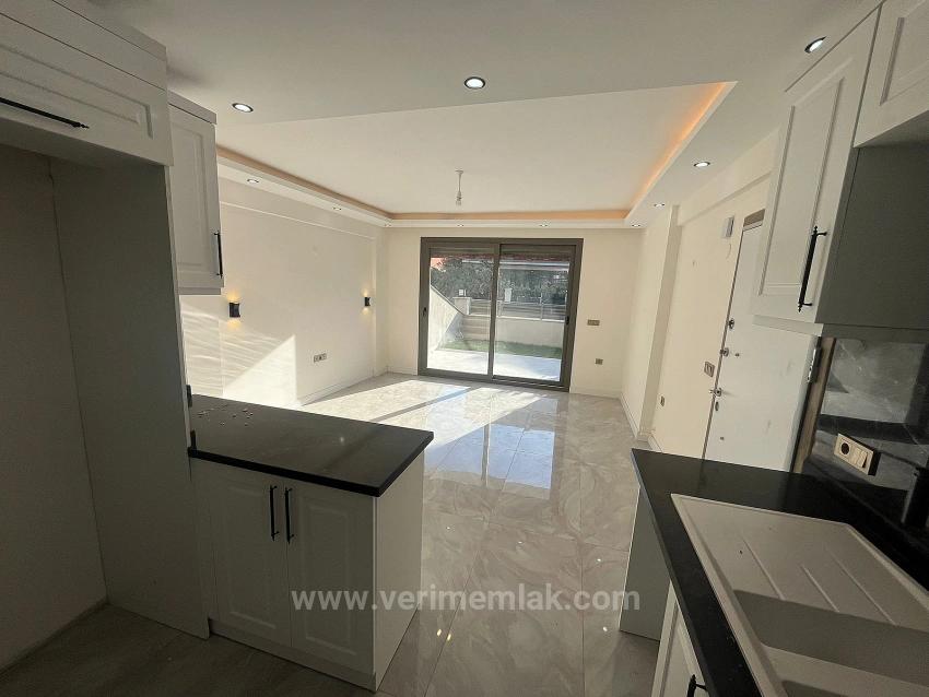 İzmir Menderes Gümüldürde Denize Yakın Satılık 3+1 Villa