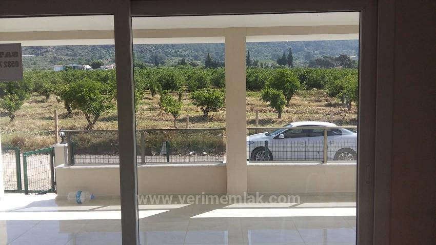 Özdere'de Denize Yakın Doğa Ve Deniz Manzaralı Satılık 6+1 Villa