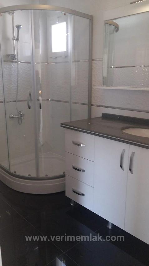 Özdere'de Denize Yakın Doğa Ve Deniz Manzaralı Satılık 6+1 Villa