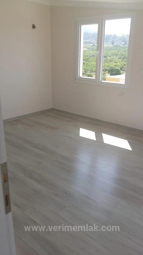 Özdere'de Denize Yakın Doğa Ve Deniz Manzaralı Satılık 6+1 Villa