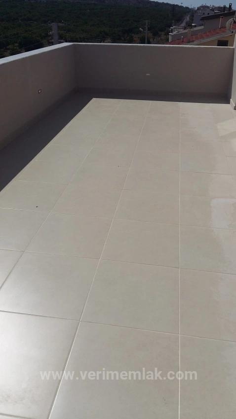 Özdere'de Denize Yakın Doğa Ve Deniz Manzaralı Satılık 6+1 Villa