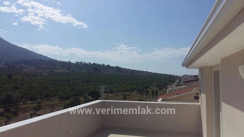 Menderes Özdere Orta Mah. Satılık 6+1 Villa - 312 m²
