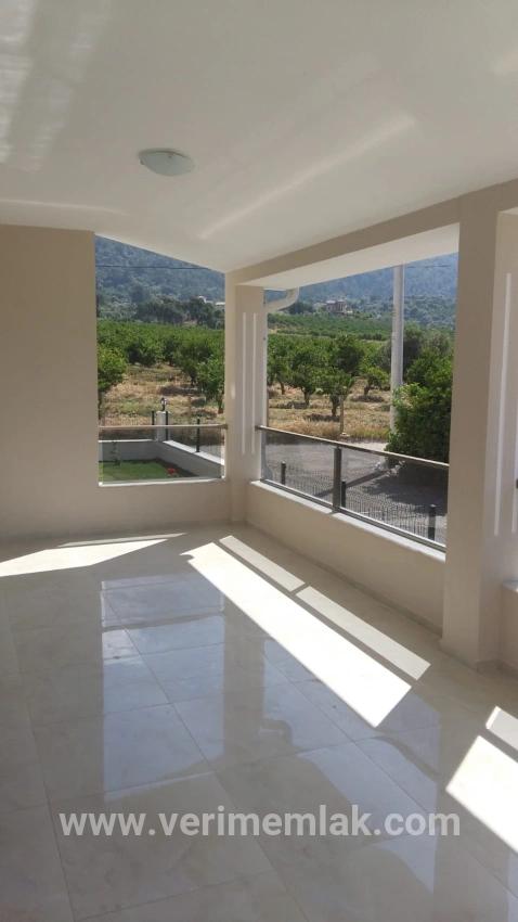 Menderes Özdere Orta Mah. Satılık 6+1 Villa - 312 m²