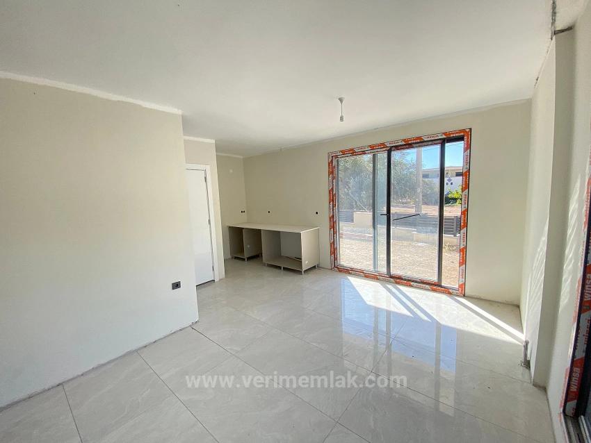 Ürkmez Plaja Yakın Havadar 3+1 Satılık Villa