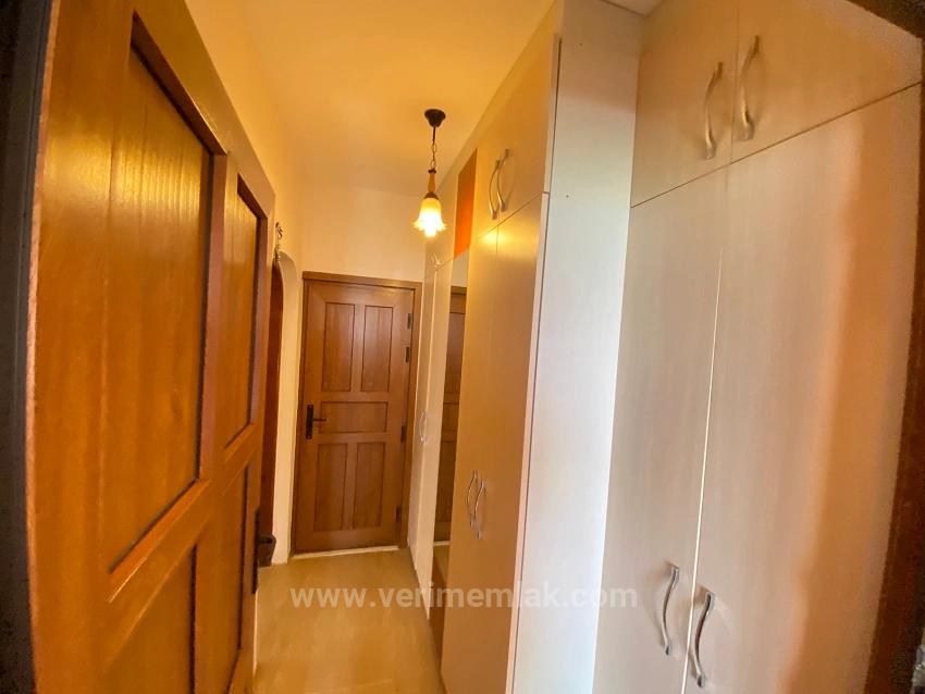 Seferihisar Erdem Tur Sitesi’nde Havuzlu Ve Güvenlikli Müstakil Konfor Satılık 3+1 Villa