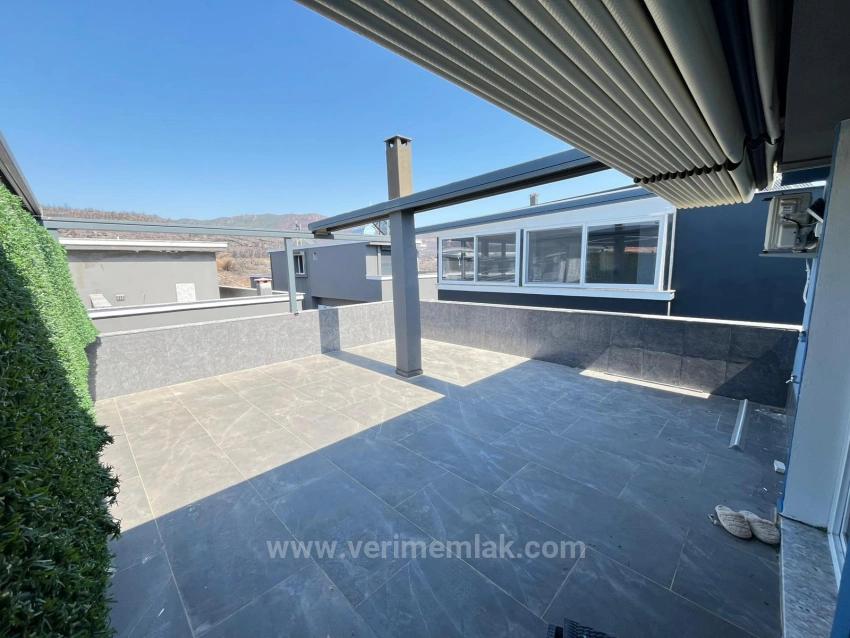 Seferihisar Payamlı’da Modern Tasarımlı, Güvenlikli 3+1 Müstakil Villa!