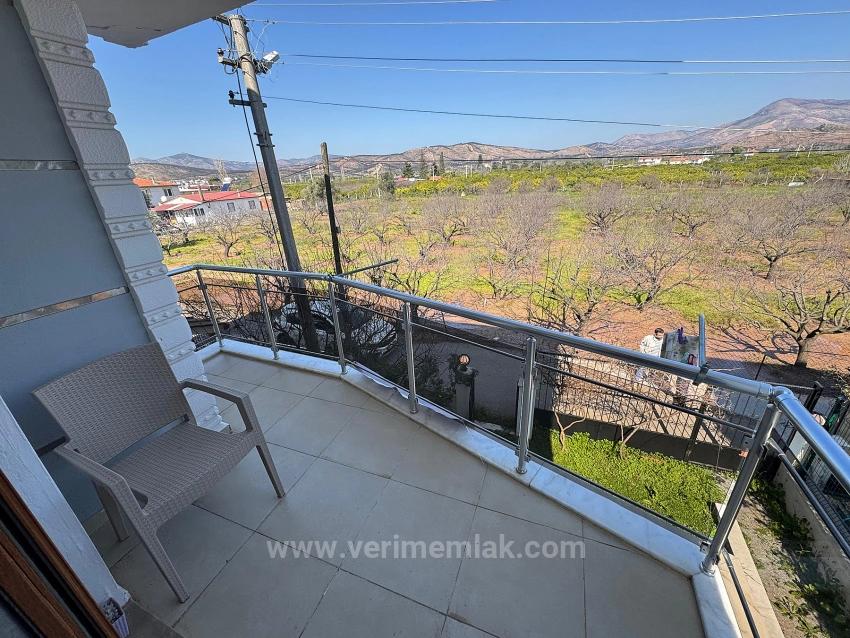 *Seferihisar Cumhuriyet’ Satılık 2+1 Müstakil Bahçeli Yazlık - Denize 750M