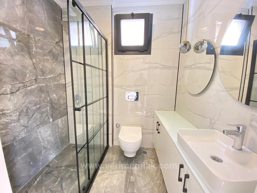 Doğanbey De Deniz Tarfında Tek Müstakil Satılık 3+1 Villa