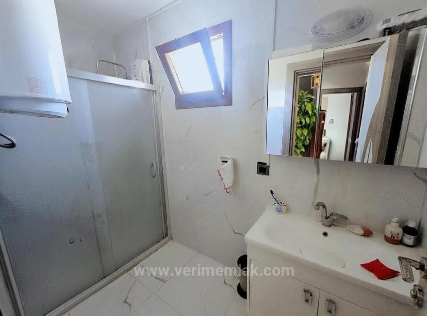 Seferihisar Cumhuriyet’te Denize 850M, Havuzlu, Masrafsız Lüks 3+1 Villa