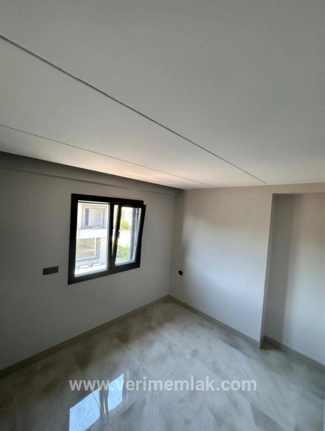 Menderes Gümüldür Gümüldür İnönü Mah. Satılık 3+1 Villa - 180 m²