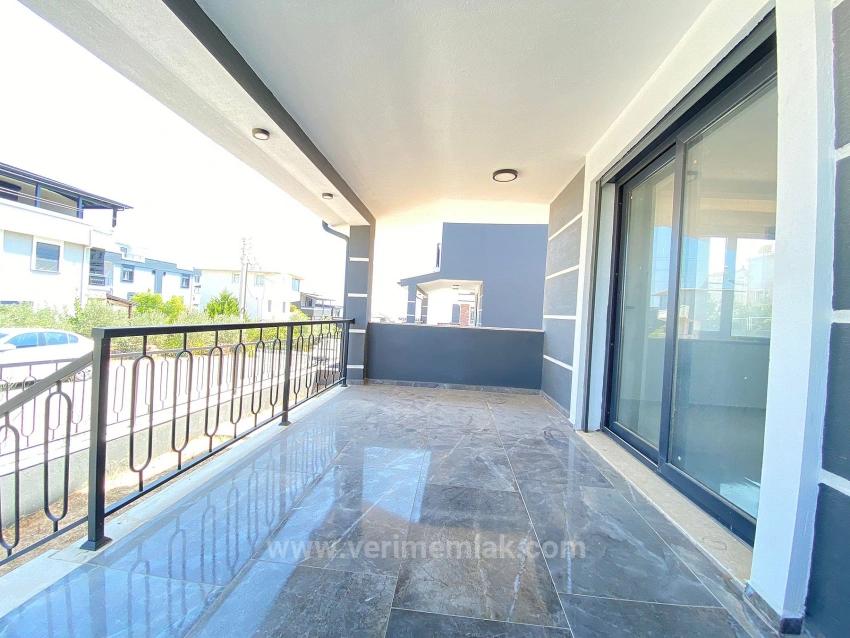 Doğanbey De Full Deniz Tek Müstakil Satılık 3+1 Villa