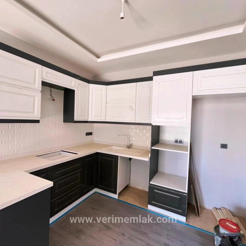Menderes Özdere Orta Mah. Satılık 3+1 Villa - 165 m²